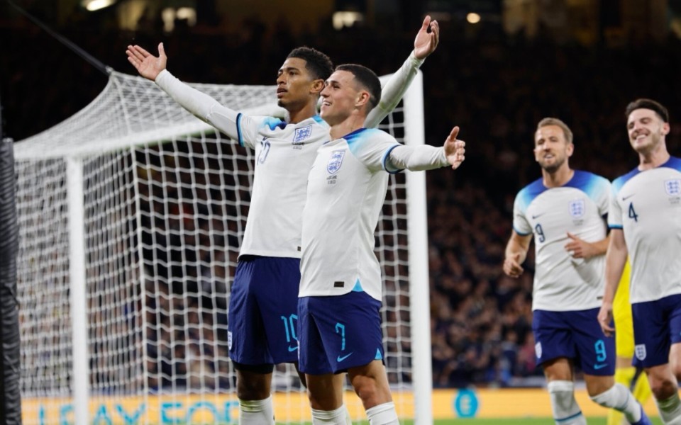 开云体育在线-TSM血洗FNC，369开启传奇时刻激烈交锋小组赛，技惊四座