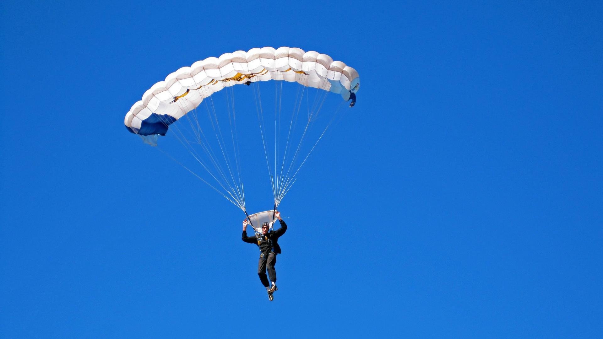 铁血德意志重现江湖,劳塔罗一剑封喉—欧洲足坛的秩序回归与新王躁动