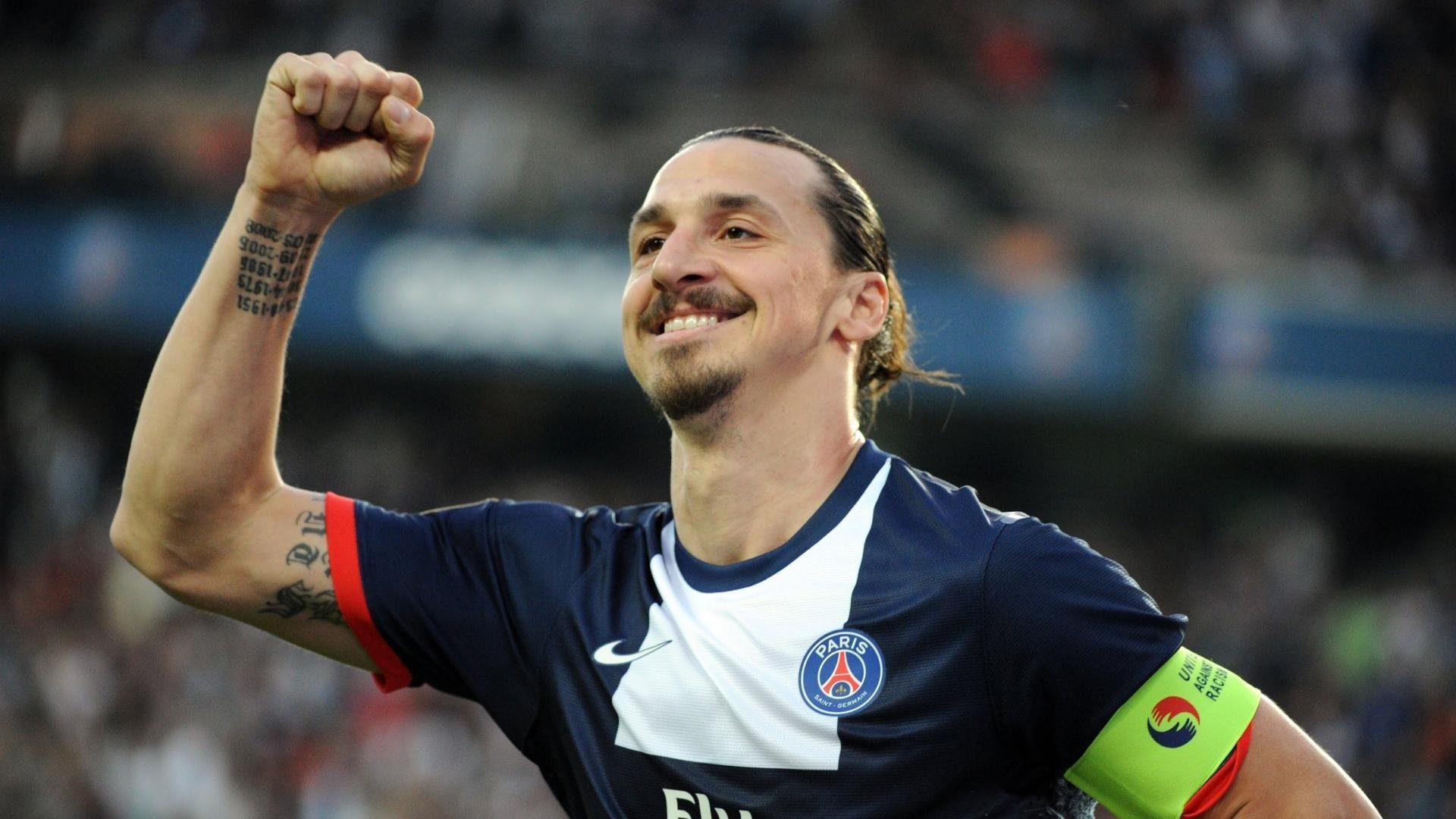 青春风暴!墨西哥绝境翻盘伊朗,21岁妖星马丁内利一战封神